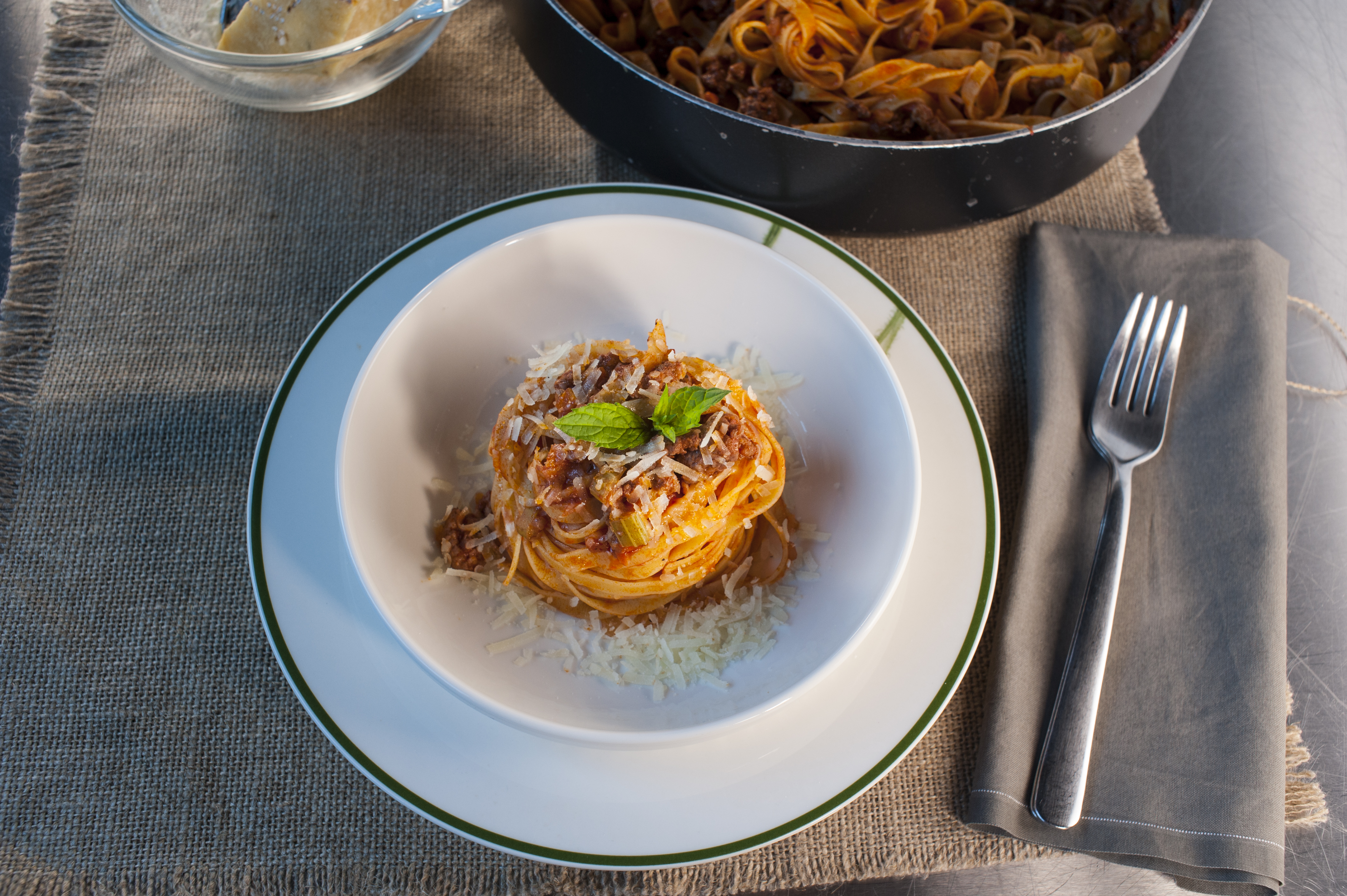 TAGLIATELLE ALLA BOLOGNESE